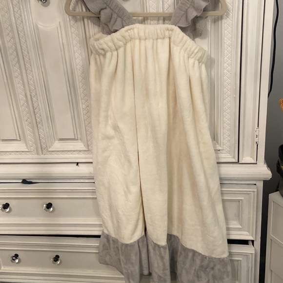 NWOT Shower robe - Picture 7 of 7